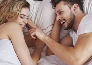 Πρόωρη εκσπερμάτιση: Το κόλπο για να πάρετε το χρόνο στα χέρια σας