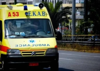 Θεσσαλονίκη: Χωρίς τις αισθήσεις του απεγκλωβίστηκε 27χρονος μετά από τροχαίο