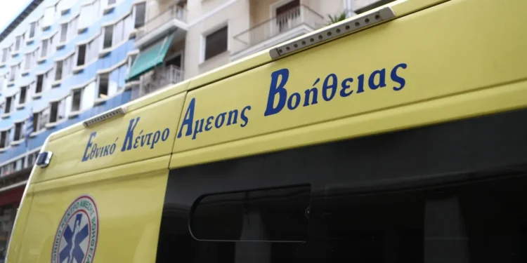 Αγωνία για 5χρονο αγοράκι: Νοσηλεύεται διασωληνωμένο μετά από πτώση από μπαλκόνι ύψους πέντε μέτρων