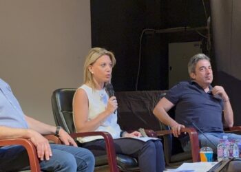 Αριδαία: Καρυστιανού, Τσακλίδης, Ασλανίδης στην εκδήλωση για την Τραγωδία των Τεμπών (ΒΙΝΤΕΟ / ΦΩΤΟ)