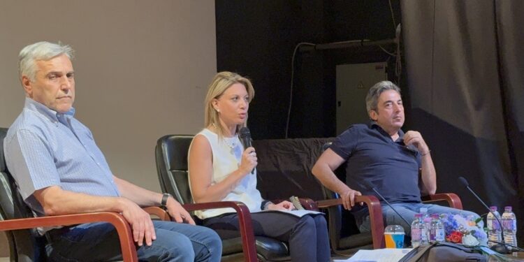 Αριδαία: Καρυστιανού, Τσακλίδης, Ασλανίδης στην εκδήλωση για την Τραγωδία των Τεμπών (ΒΙΝΤΕΟ / ΦΩΤΟ)