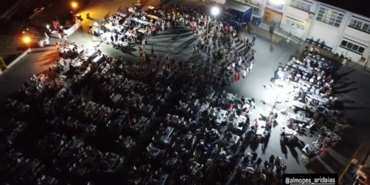 Μοναδική βραδιά παράδοσης στην Αριδαία – Απόψε συνεχίζεται το γλέντι με τους Άλμωπες