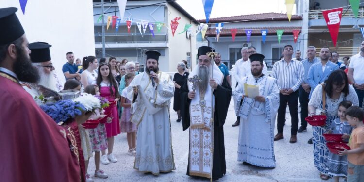 Ο Επίσκοπος Αλμωπίας κ. Στέφανος στην πανήγυρη του Αγίου Λουκά του Ιατρού στα Γιαννιτσά