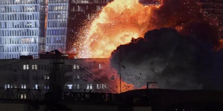 Στα πρόθυρα παγκόσμιου πολέμου ο πλανήτης μετά την επίθεση του Ισραήλ στο Ιράν