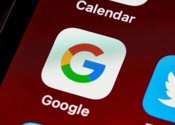 Διαγράψτε άμεσα αυτές τις εφαρμογές από το κινητό σας ‑ Κινδυνεύει το πορτοφόλι σας