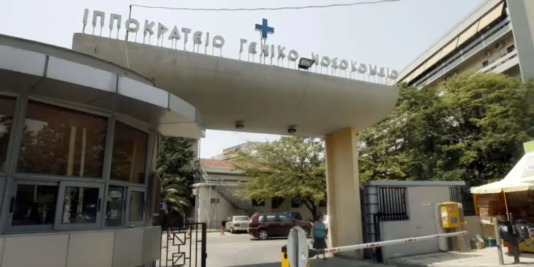 Χαλκιδική: Πέθανε η αστυνομικός που είχε παρασυρθεί από φορτηγό – Είχε προσπαθήσει να σταματήσει καυγά στη μέση του δρόμου