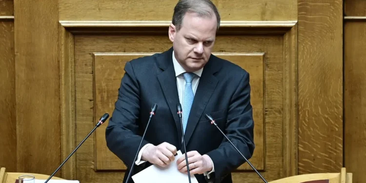 Καραμανλής για Τέμπη: Τα δάκρυά μου ήταν αληθινά – Θέτω τον εαυτό μου στην κρίση της δικαιοσύνης