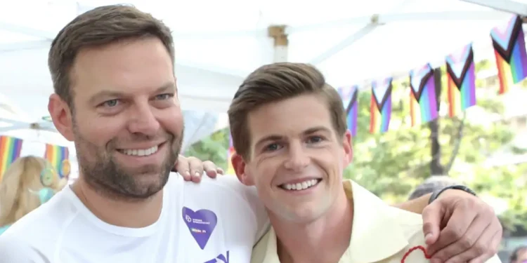 Στέφανος Κασσελάκης για Τάιλερ Μακμπέθ: «Έχω βρει τον άνθρωπο της ζωής μου, της καρδιάς μου»