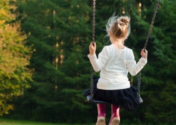 Πόσο γρήγορα θα εξαφανιζόταν η ανθρωπότητα αν σταματούσαμε να κάνουμε παιδιά – Ανθρωπολόγος εξηγεί