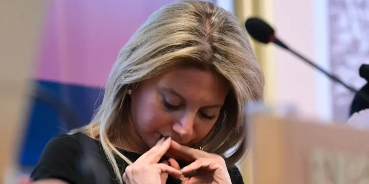 Οργισμένη ανάρτηση της Μαρίας Καρυστιανού: «2,5 χρόνια ακούγαμε σύσσωμη την αντιπολίτευση ότι θα μας στηρίξει – Τόσα ψέματα!»