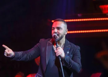 Τριαντάφυλλος: Απαντά στα δημοσιεύματα που τον θέλουν να έχει χωρίσει με την σύζυγό του