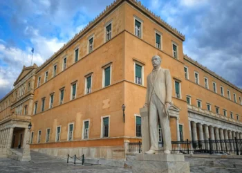 Πώς θα λειτουργεί η Βουλή μετά την απόφαση του Εκλογοδικείου για τους Σπαρτιάτες – Όταν είχε 127 και… 397 Βουλευτές