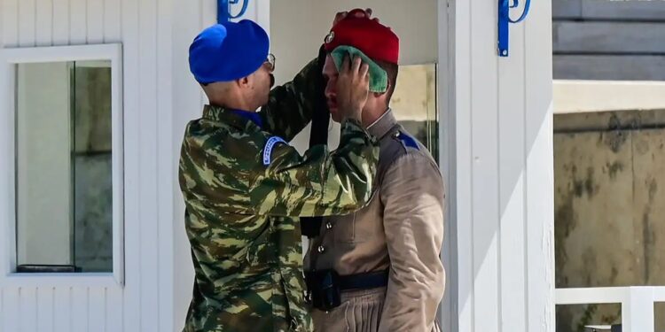 Ο καύσωνας κάνει σήμερα «Σαχάρα» την Ελλάδα – Πού η θερμοκρασία θα δείξει 44 βαθμούς