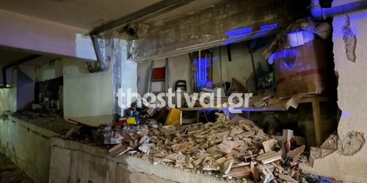 Θεσσαλονίκη: Ισχυρή έκρηξη σε πολυκατοικία – Τρομοκρατικό χτύπημα «βλέπει» η αστυνομία