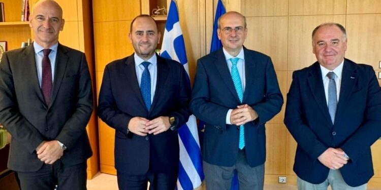 Συνάντηση του Λ. Βασιλειάδη με τον Αντιπρόεδρο της Κυβέρνησης για τη στήριξη των πολύτεκνων οικογενειών