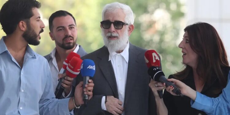 Ο Πέτρος Φιλιππίδης κρίθηκε ομόφωνα ένοχος για τις 2 απόπειρες βιασμού – Ξέσπασαν σε κλάματα Παπαχαραλάμπους και Δροσάκη