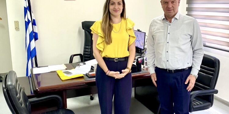 Συνάντηση του Διονύση Σταμενίτη με τη νέα Διοικήτρια του Νοσοκομείου Γιαννιτσών Βασιλική Τραούδα