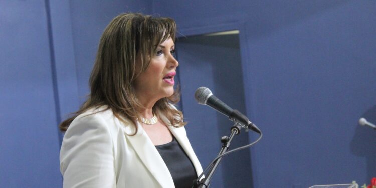 Τα εγκαίνια της Εμποροπανήγυρης Σκύδρας – Ζωντανή μετάδοση της ομιλίας της Δημάρχου Κ. Ιγνατιάδου στο PellaNow.gr