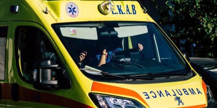 Μετωπική σύγκρουση στο Κιλκίς με μία νεκρή και πέντε τραυματίες