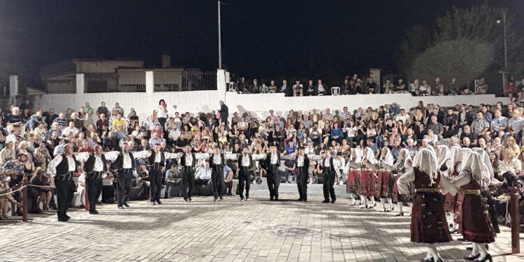 Πλήθος κόσμου στην 24η Γιορτή των Κερασιών στον Αρχάγγελο Αλμωπίας (ΒΙΝΤΕΟ / ΦΩΤΟ)