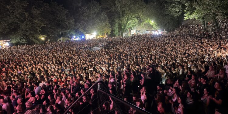 Φεστιβάλ Πόζαρ 2025: Χιλιάδες κόσμου στα Λουτρά