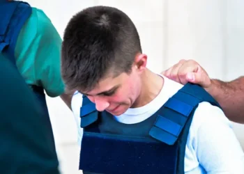 Ειρήνη Μουρτζούκου μέσα από τη ΓΑΔΑ: «Δαίμονες κατακλύζουν το μυαλό μου» – Οι 86 καταθέσεις που «καίνε» την 25χρονη