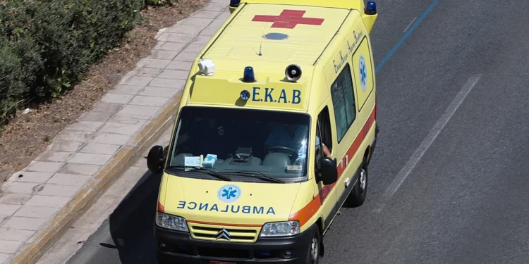 Εργατικό ατύχημα στη Σίνδο: 23χρονος υπέστη σοβαρά εγκαύματα από καυστικό υγρό