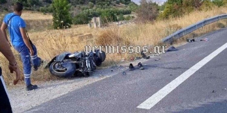 Θανατηφόρο τροχαίο μετά από σύγκρουση μηχανής με τρακτέρ – Νεκρός ο 33χρονος δικυκλιστής