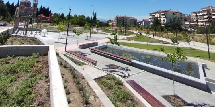 Ολοκληρώνεται το έργο της ανάπλασης του πάρκου Αγίας Παρασκευής Γιαννιτσών