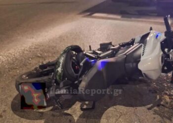 Τροχαίο με νεκρή 32χρονη μητέρα – Αυτοκίνητο παραβίασε STOP και συγκρούστηκε με τη μηχανή της