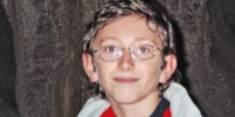 Υπόθεση Άλεξ: Φόνος, παιδεραστία ή εμπόριο οργάνων; Τα σενάρια μιας εξαφάνισης που δεν λύθηκε ποτέ