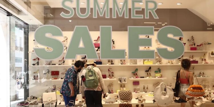Θερινές εκπτώσεις 2025: Μέχρι πότε θα ισχύσουν