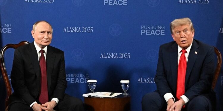 Συνάντηση Τραμπ – Πούτιν: «Εποικοδομητικός» διάλογος, χωρίς εκεχειρία στην Ουκρανία