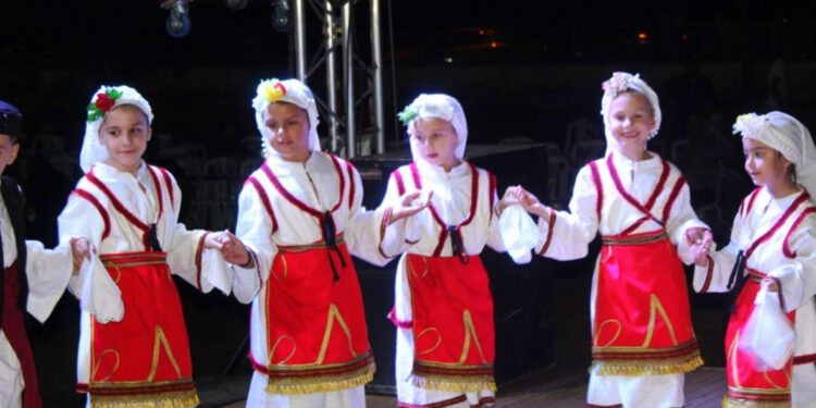 Λουντέμεια 2025: Δείτε σε ζωντανή μετάδοση το Φεστιβάλ Παιδικών Χορευτικών