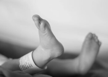 Φόβοι για νέα υπόθεση Πισπιρίγκου ή Μουρτζούκου: Θάνατος βρέφους αποδόθηκε σε «παθολογικά αίτια» αν και είχε κακώσεις παντού