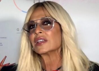 Άννα Βίσση: «Κάνω διατροφή, γυμναστική και είμαι αγνή χωρίς ουσίες, και ας λένε πίσω από την πλάτη μου»