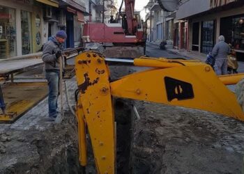 Αριδαία: Μπαίνουν στο κέντρο οι εκσκαφείς για το νέο δίκτυο ύδρευσης – Πού θα μεταφερθεί το παζάρι, για πόσο διάστημα