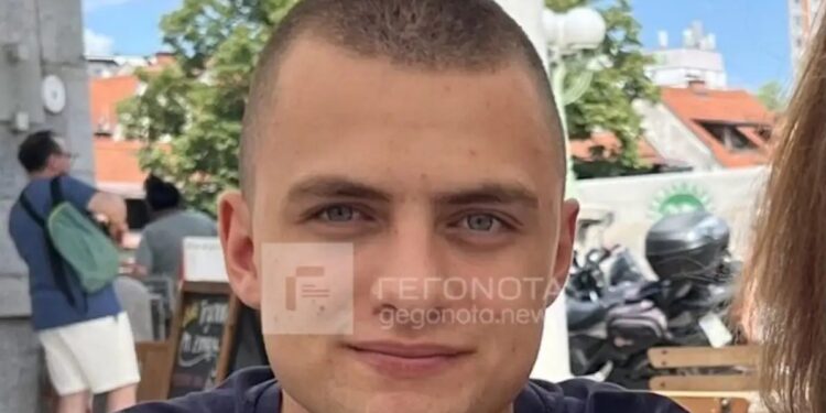 Ο 20χρονος που σκοτώθηκε διασκέδαζε με φίλους στην ταράτσα – Έτρεξε και υποχώρησε το πλεξιγκλάς του φωταγωγού