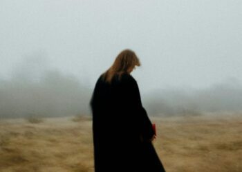 Αυτά είναι τα 3 ζώδια που θα ξεκινήσουν το 2026 με χαμόγελο – Τι αλλάζει μέχρι τον χειμώνα