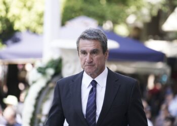 Στη Νέα Δημοκρατία προσχώρησε ο Ανδρέας Λοβέρδος