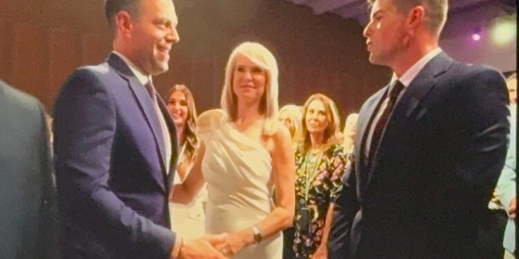 Επίσημη πρώτη του Στ. Κασσελάκη στη ΔΕΘ (ΒΙΝΤΕΟ / ΦΩΤΟ)