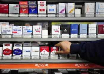 Τσιγάρα πάνω από 6 ευρώ: Νέα ευρωπαϊκή οδηγία φορολόγησης με στόχο τον περιορισμό της χρήσης