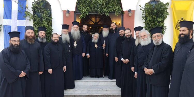 Αρχιερατικό συλλείτουργο στον Ι.Ν. Αγίας Χρυσής στη Χρυσή Αλμωπίας