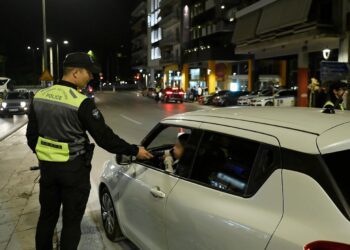 Τα μηνύματα στο Viber που προειδοποιούσαν για τα μπλόκα της Τροχαίας: «Προσοχή, κόβουν κ…»