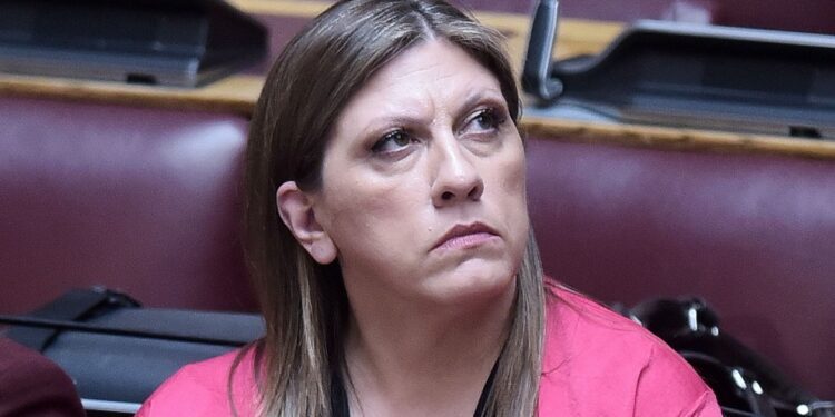 Ζωή Κωνσταντοπούλου: «Εγώ φεύγω» – Αποχώρησε on air από το πλατό του ΣΚΑΪ