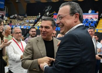 ΣΥΡΙΖΑ: Συντριπτικό «ναι» στην πρόταση Φάμελλου για συμπόρευση του ΣΥΡΙΖΑ με τον Τσίπρα – Υπέρ και ο Παππάς, «διάσπαση» λέει ο Πολάκης