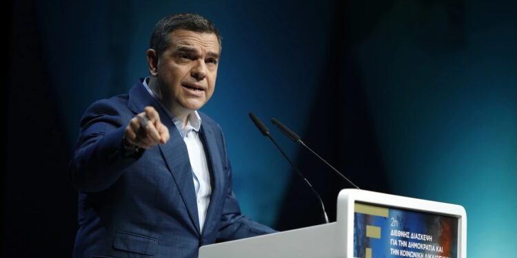 Το σχέδιο για την επιστροφή Τσίπρα: Ο νέος πατριωτισμός, το καινούργιο που δεν θα τρομάζει και τα λάθη του παρελθόντος