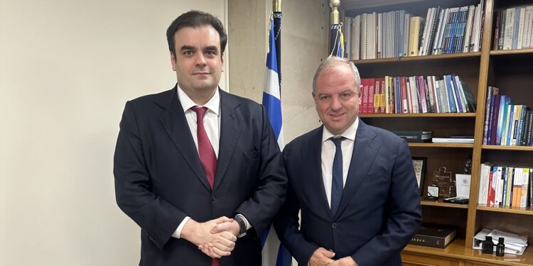 Ο Δ. Σταμενίτης έθεσε στον Υπουργό Οικονομικών το ζήτημα των διορθώσεων στον νόμο για τα διακατεχόμενα