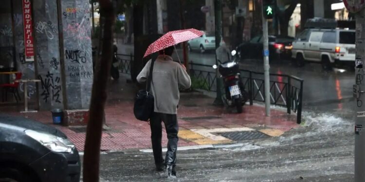 Χαλάει από σήμερα ο καιρός: Σε ποιες περιοχές ξεκινούν βροχές και ισχυροί νοτιάδες – Ευνοείται η μεταφορά αφρικανικής σκόνης