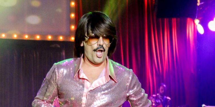 Με Τόνι Σφήνο το άναμμα του Χριστουγεννιάτικου Δέντρου στην Αριδαία